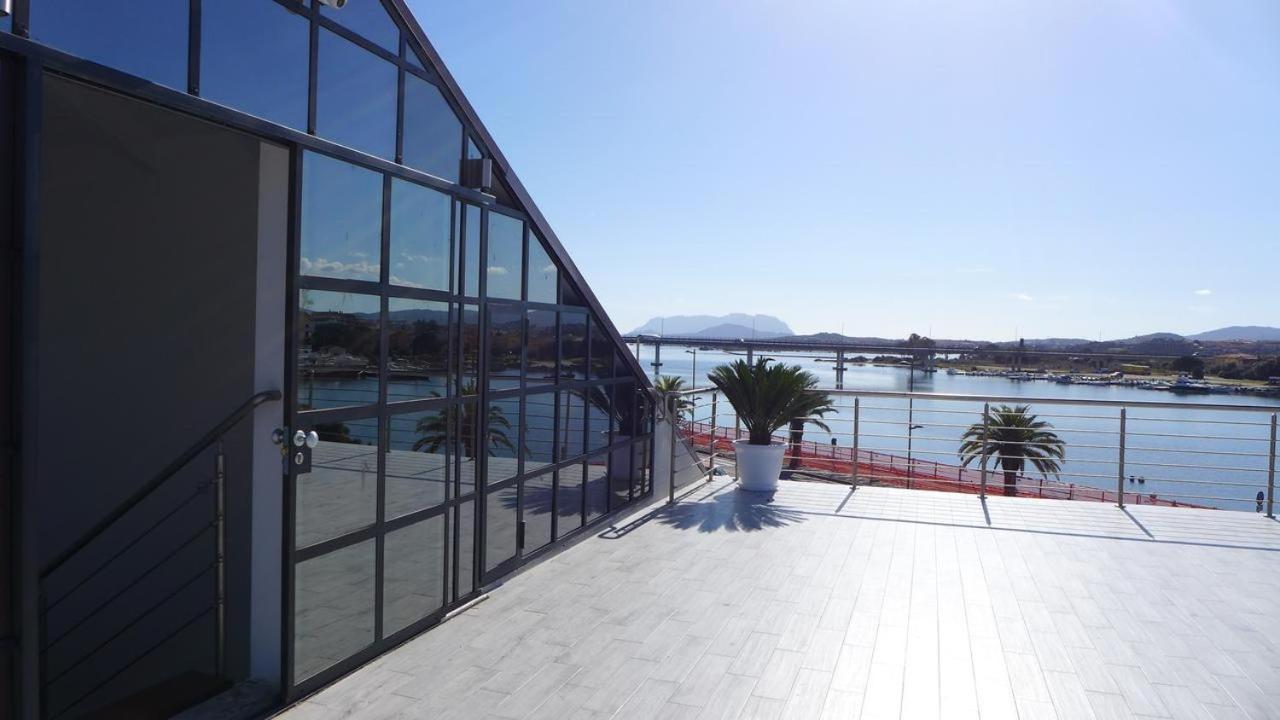 La Promenade Rooms & Suites 올비아 외부 사진